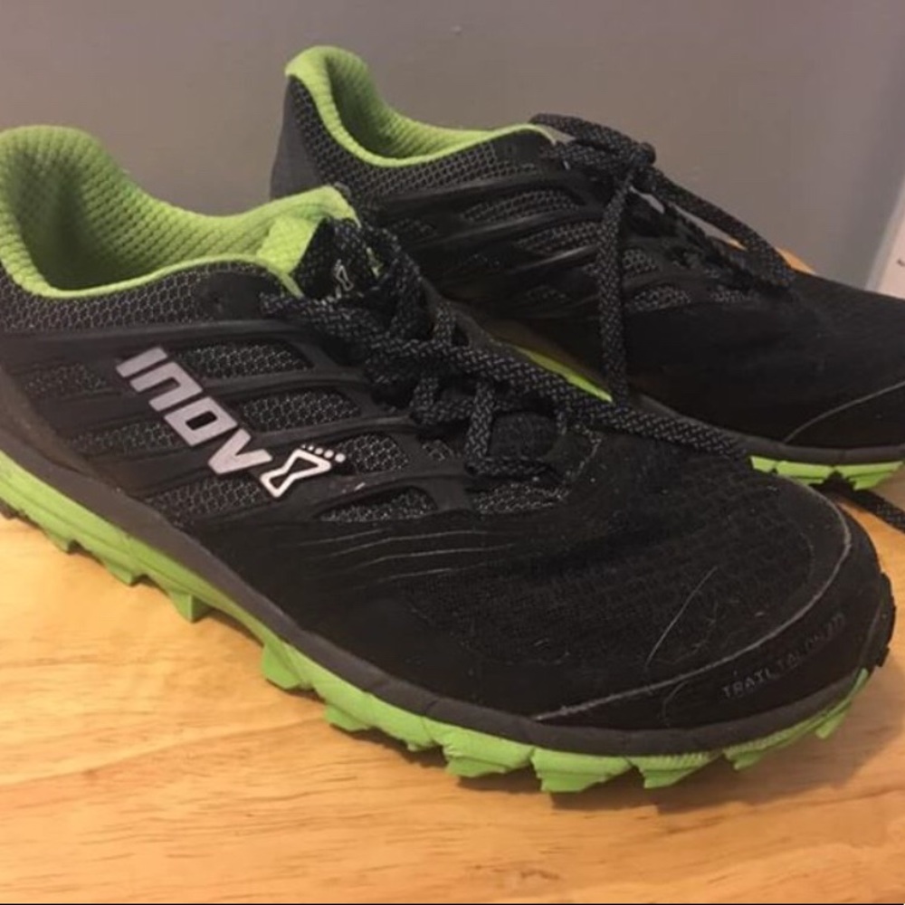 INOV 8 TRAIL TALON 275 Mens Trail shoes! Size 9.5!